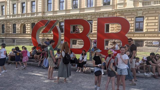 ÖBB Direktion Innsbruck wird von Kindern vereinnahmt